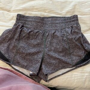 High rise hotty hot short 2.5